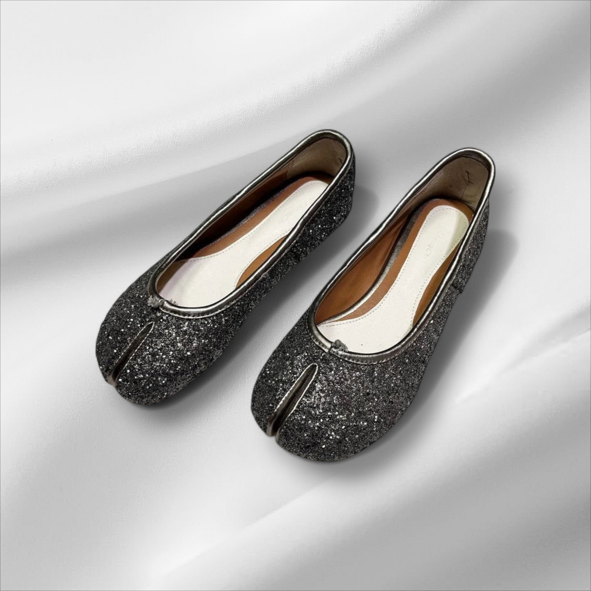 Twilight Glitter Tabi Shoes
