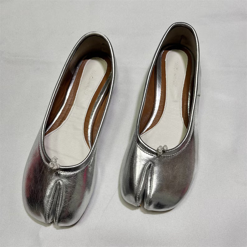 Vintage Women's Silver Tabi Split Toe Handmade Shoes