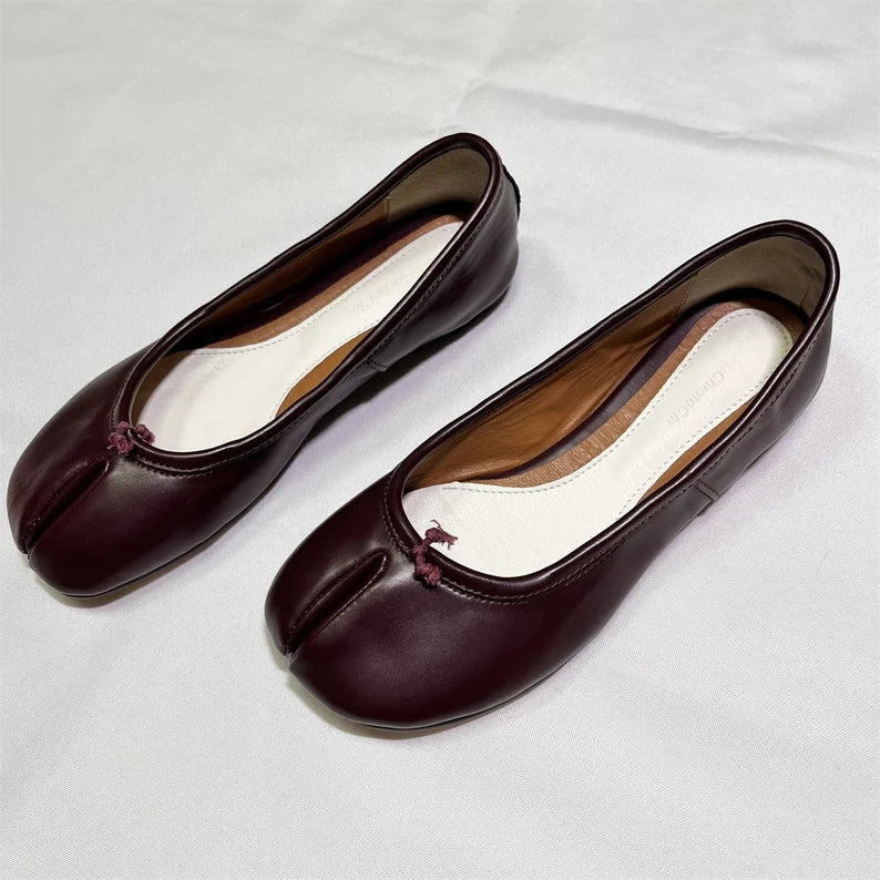 Vintage Women Red Colour Tabi Split Shoes