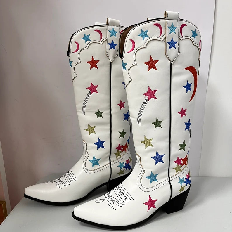 Embroided White Cowboy Boots: Festival-Ready Thigh Highs