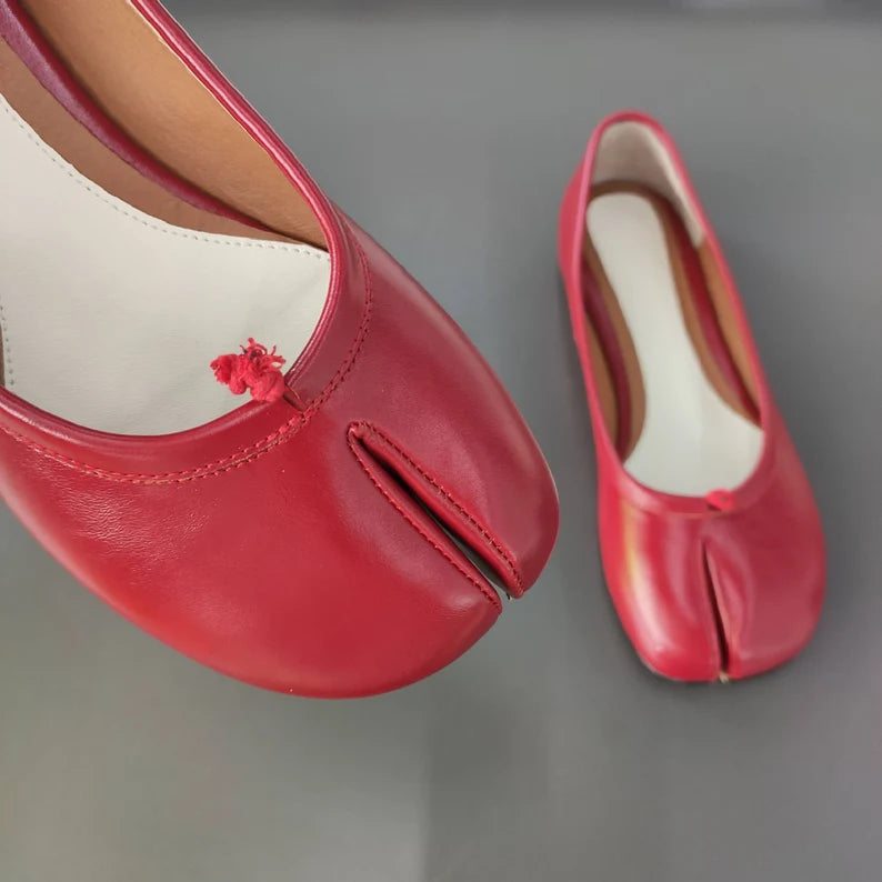 Vintage Women's Red Tabi Split Toe Handmade Shoes