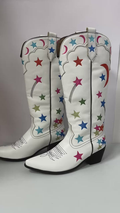 Embroided White Cowboy Boots: Festival-Ready Thigh Highs